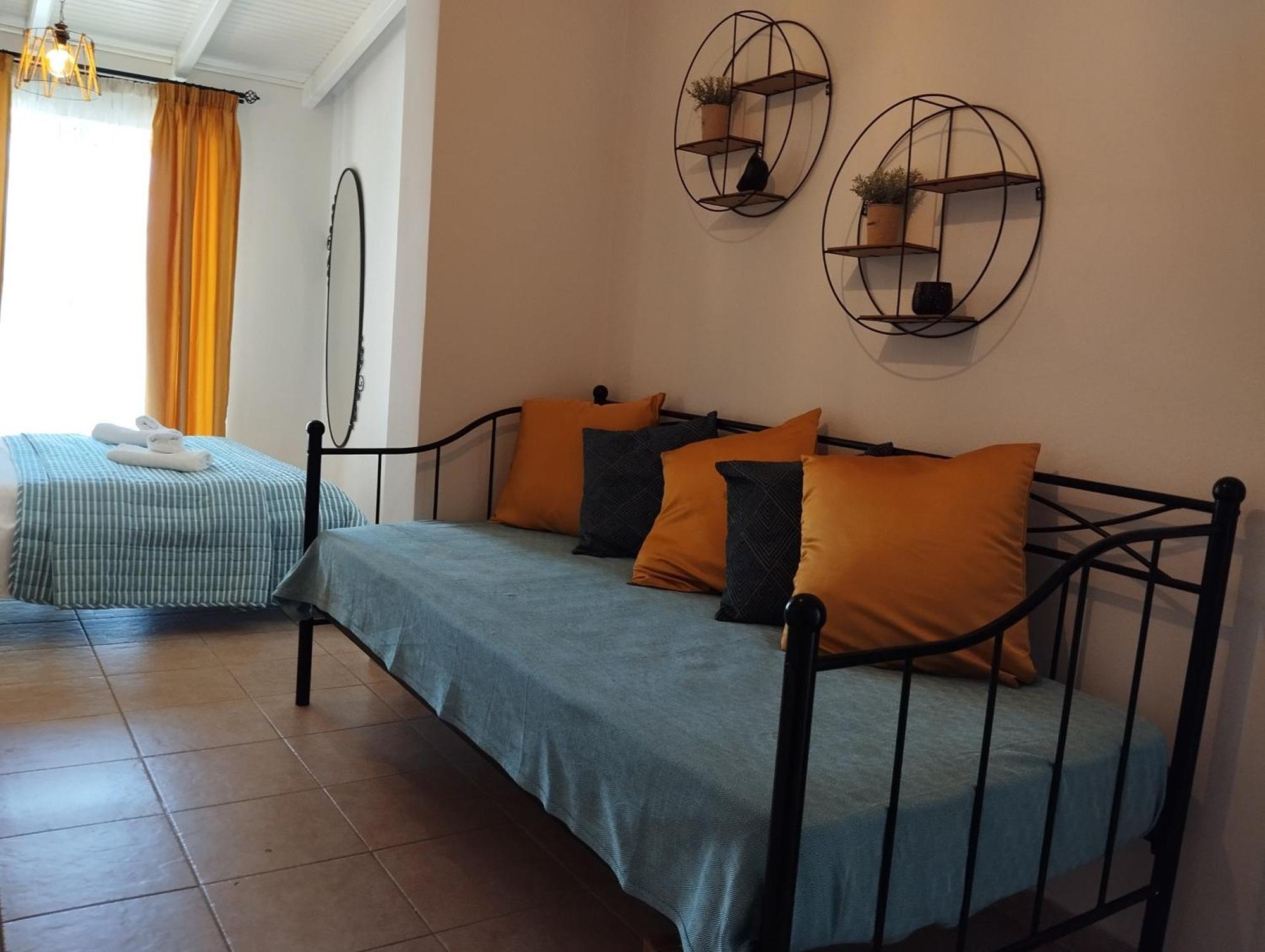 To Limanaki Apartment Finikounta Exterior photo